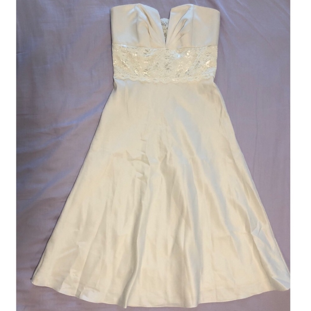 NEW✨ White House Black Market Ivory Cocktail Dress